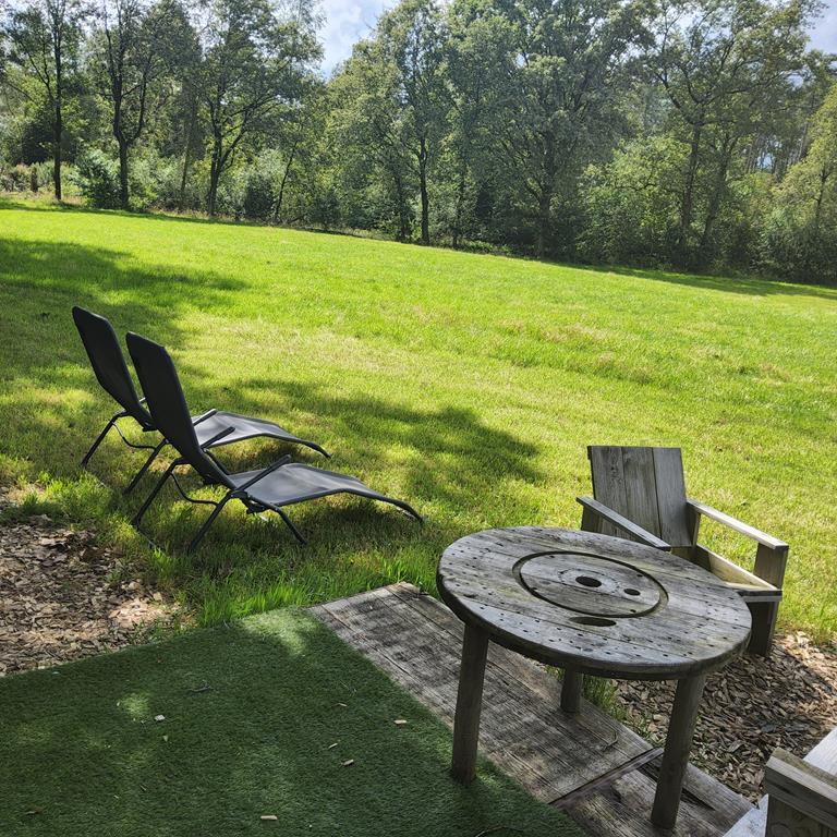 vakantiewoning in het bos met hottub